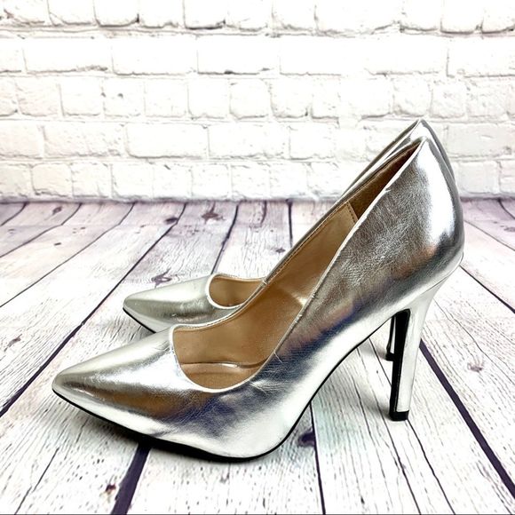 Qupid Silver Chic Party Heels Size 10 - Picture 4 of 8